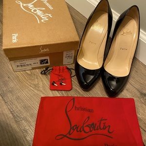 Christian Louboutin Décolleté 868 100 Patent Calf Shoes in size 38.5